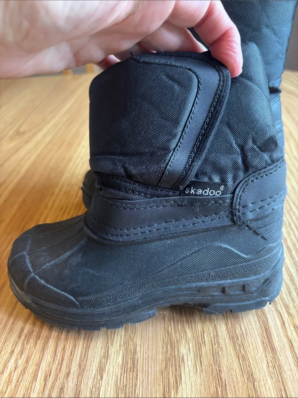 Skadoo durable black